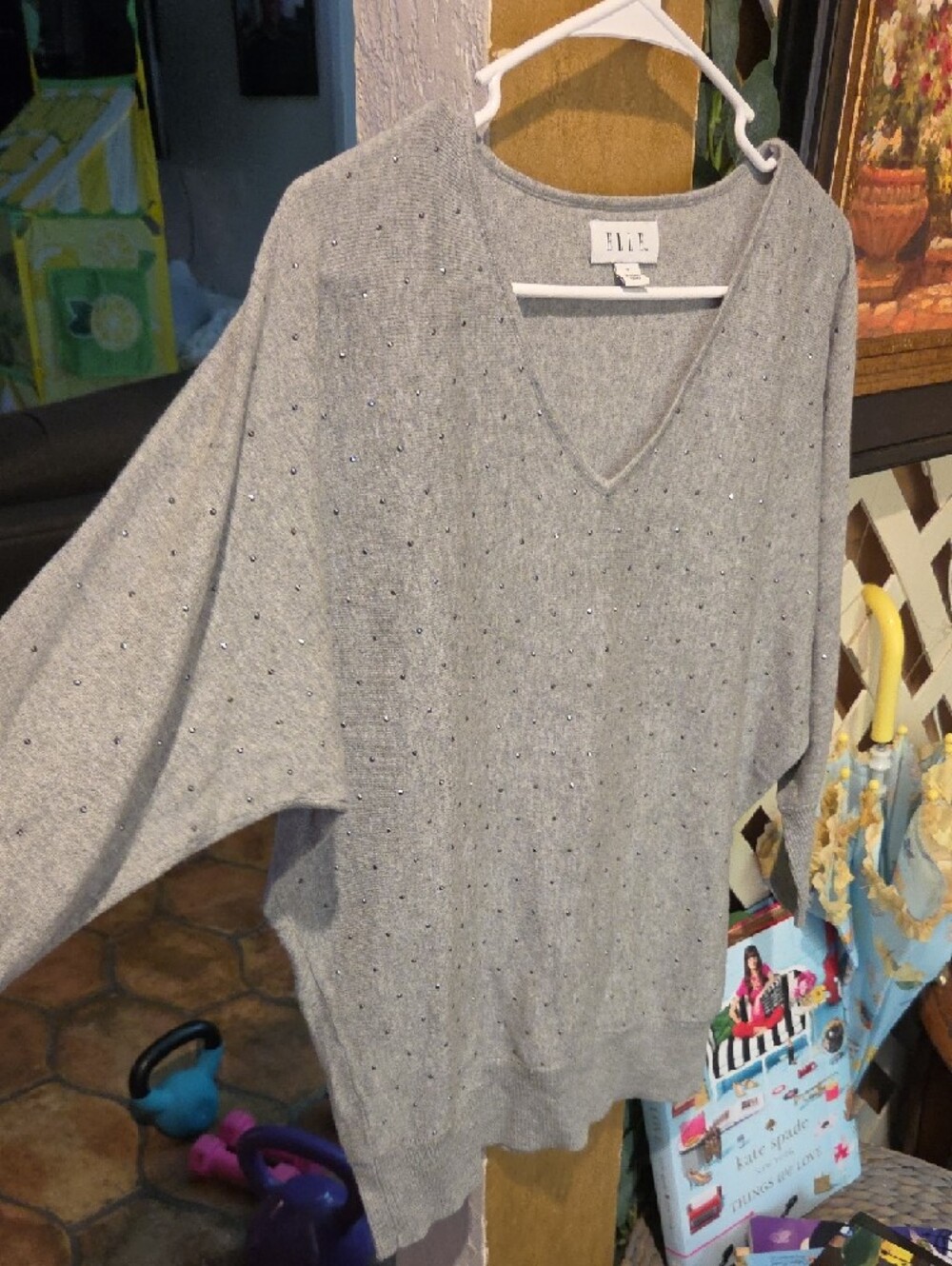 Elle Light Gray V-Neck Sweater with Subtle Rhinestone Detail - Picture 2 of 5